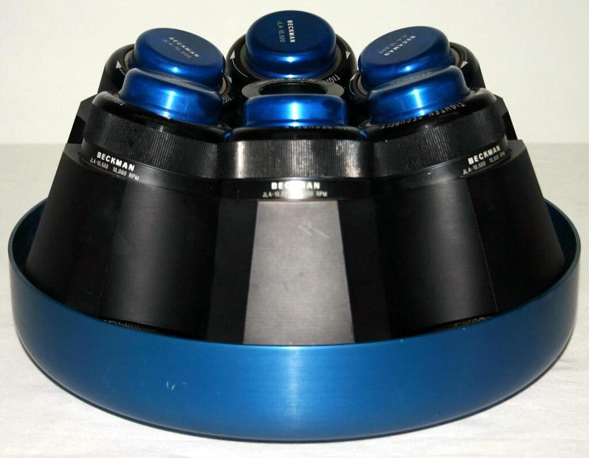 BECKMAN FIXED ANGLE ROTOR, MODEL JLA-10.500, 6 x 500 ML, INCLUDES CANISTERS