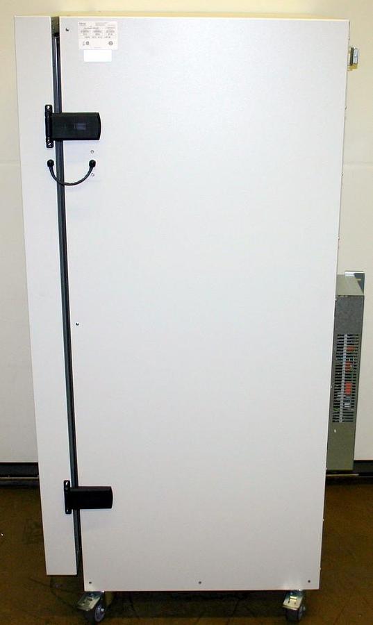 Used 2022 Thermo Scientific Incubator Heratherm IGS400