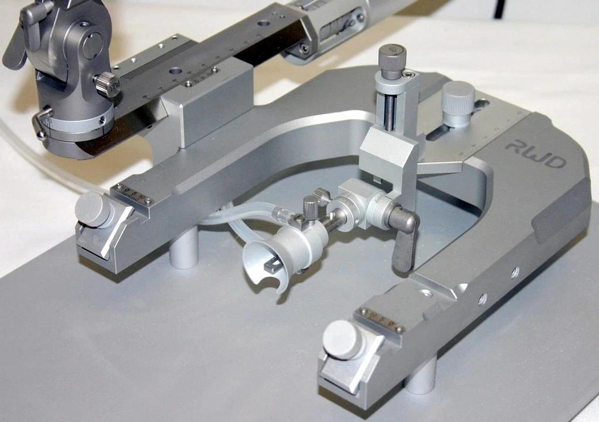 RWD AUTOMATED MOTORIZED STEREOTAXIC INSTRUMENT, MODEL 71001-S, INJECTOR & LAPTOP