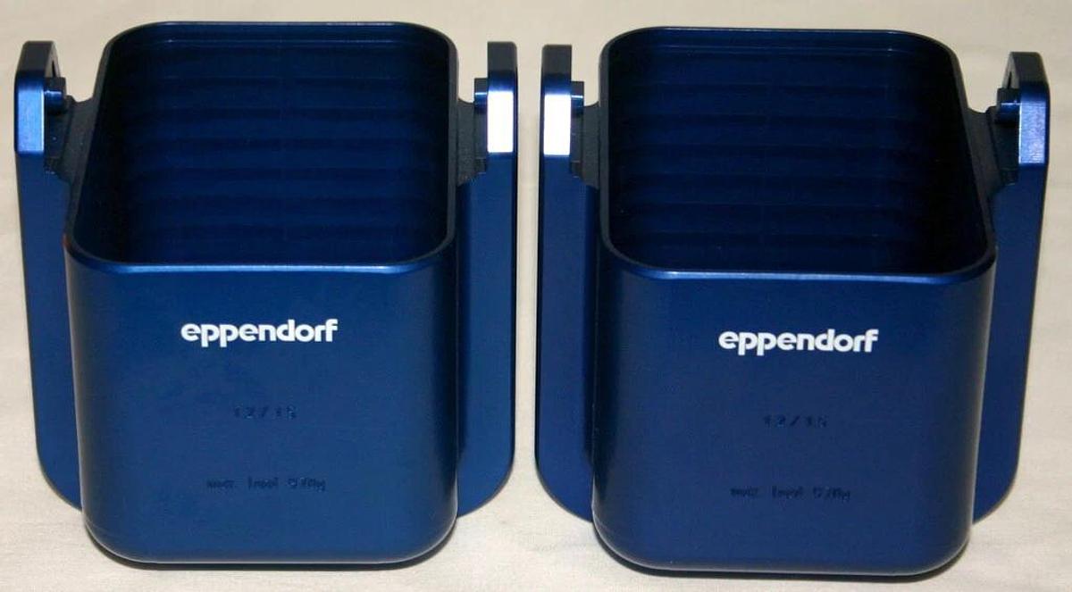 Used EPPENDORF S-4 X 1000 ROTOR STANDARD PLATE/TUBE BUCKETS, MODEL 5895105009