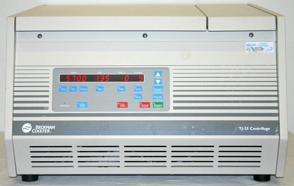 Used BECKMAN COULTER REFRIGERATED HIGH SPEED CENTRIFUGE, MODEL TJ-25 WITH S5700 ROTOR