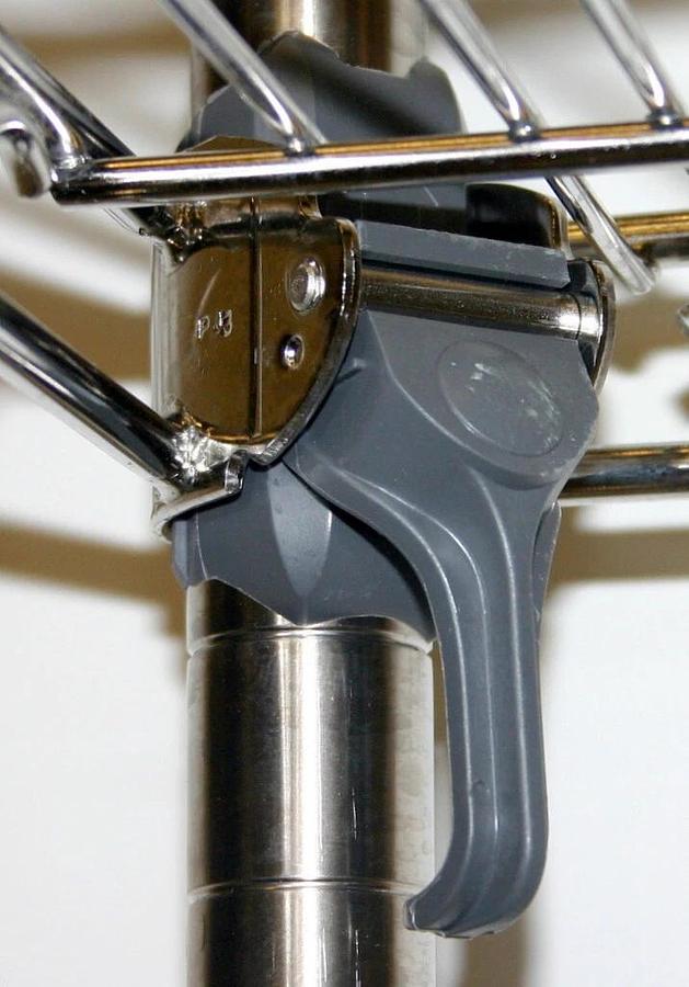 METRO SUPER ADJUSTABLE ERECTA 6 SHELF STAINLESS SHELVING RACK, 24"L x 24"W x 74H