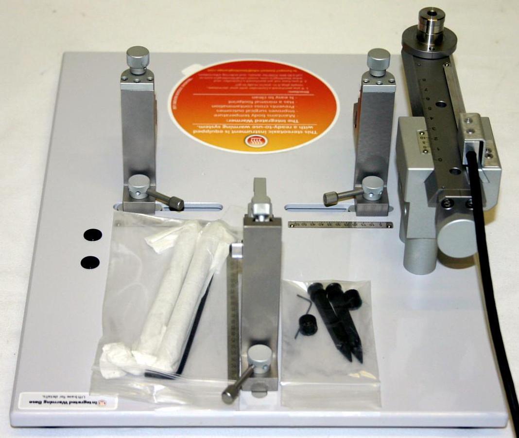 STOELTING 51500D NEW STANDARD DIGITAL RAT & MOUSE STEREOTAXIC BASE ONLY