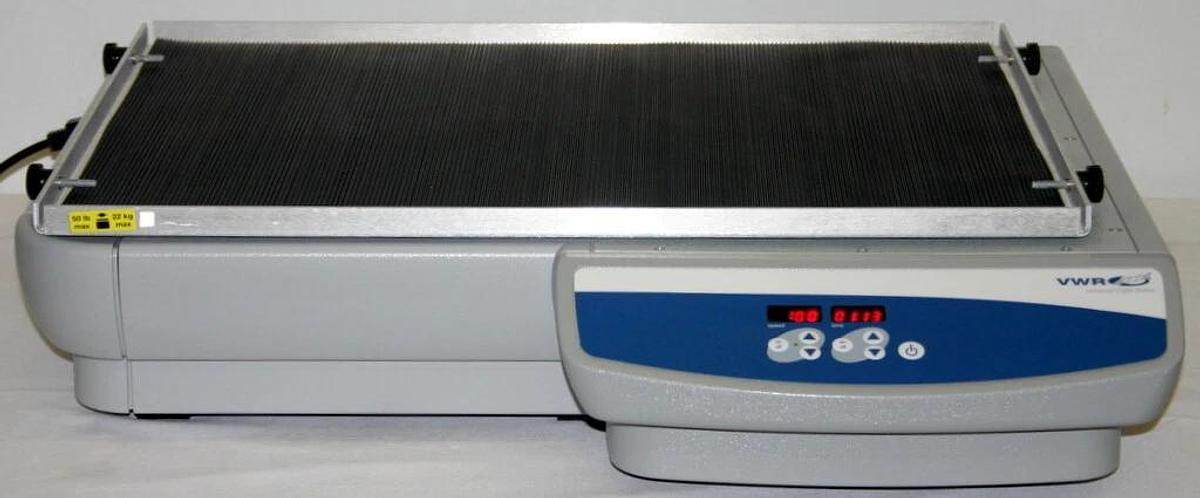 VWR ADVANCED 5000 ORBITAL SHAKER, 24"W x 18"D TRAY