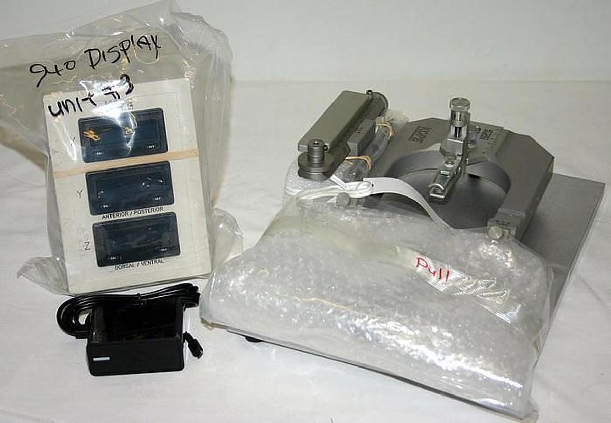 Used KOPF DKI SMALL ANIMAL DIGITAL STEREOTAXIC INSTRUMENT Test, Lab, Medical equipment 940-A