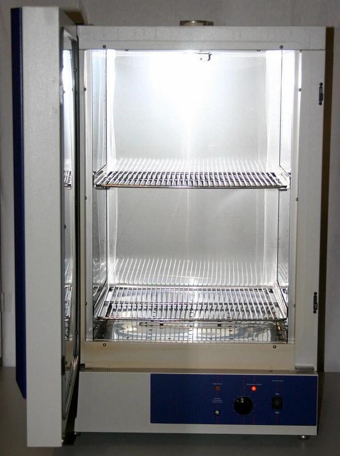 Used PRECISION MECHANICAL-CONVECTION FORCED AIR OVEN, MODEL 45EM, CATALOG 51221135