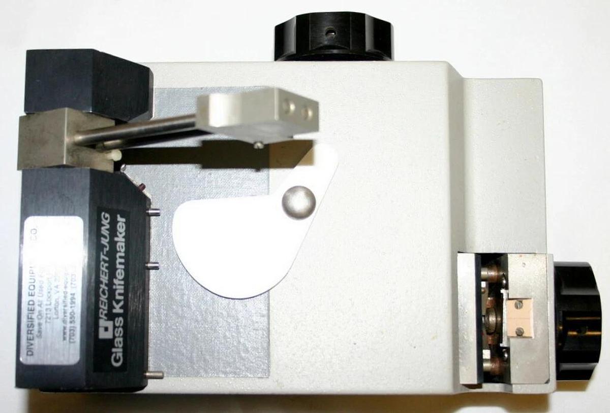 Used REICHERT JUNG ULTRAMICROTOME GLASS KNIFEMAKER