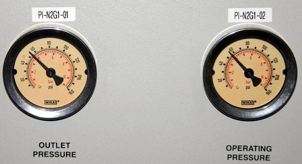 Used PARKER BALSTON HANNIFIN NITROGEN GENERATOR SYSTEM FOR LC-MS, MODEL N2-14