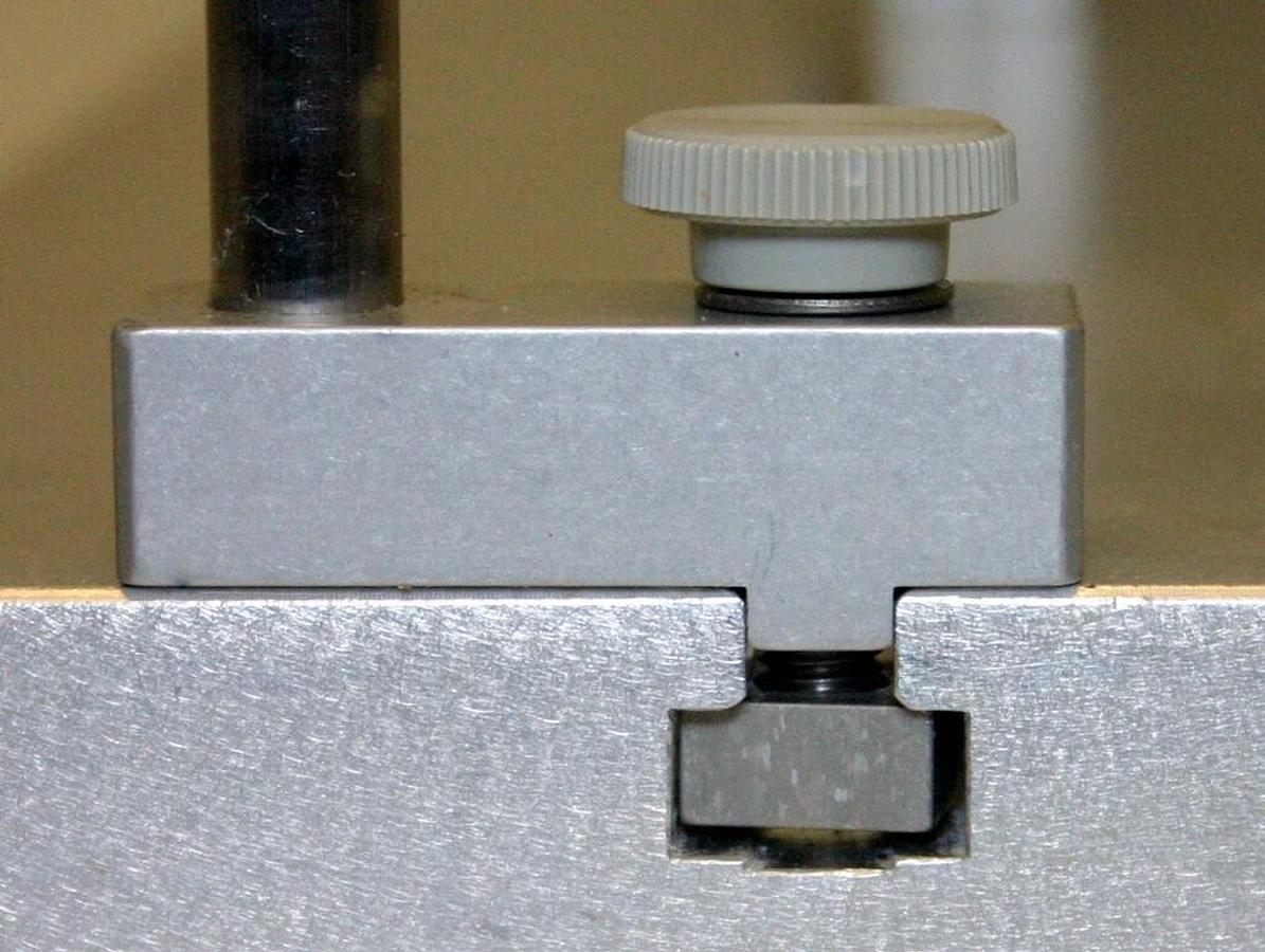 KOPF SMALL ANIMAL STEREOTAXIC INSTRUMENT, MODEL 900 WITH GUINEA PIG ADAPTOR