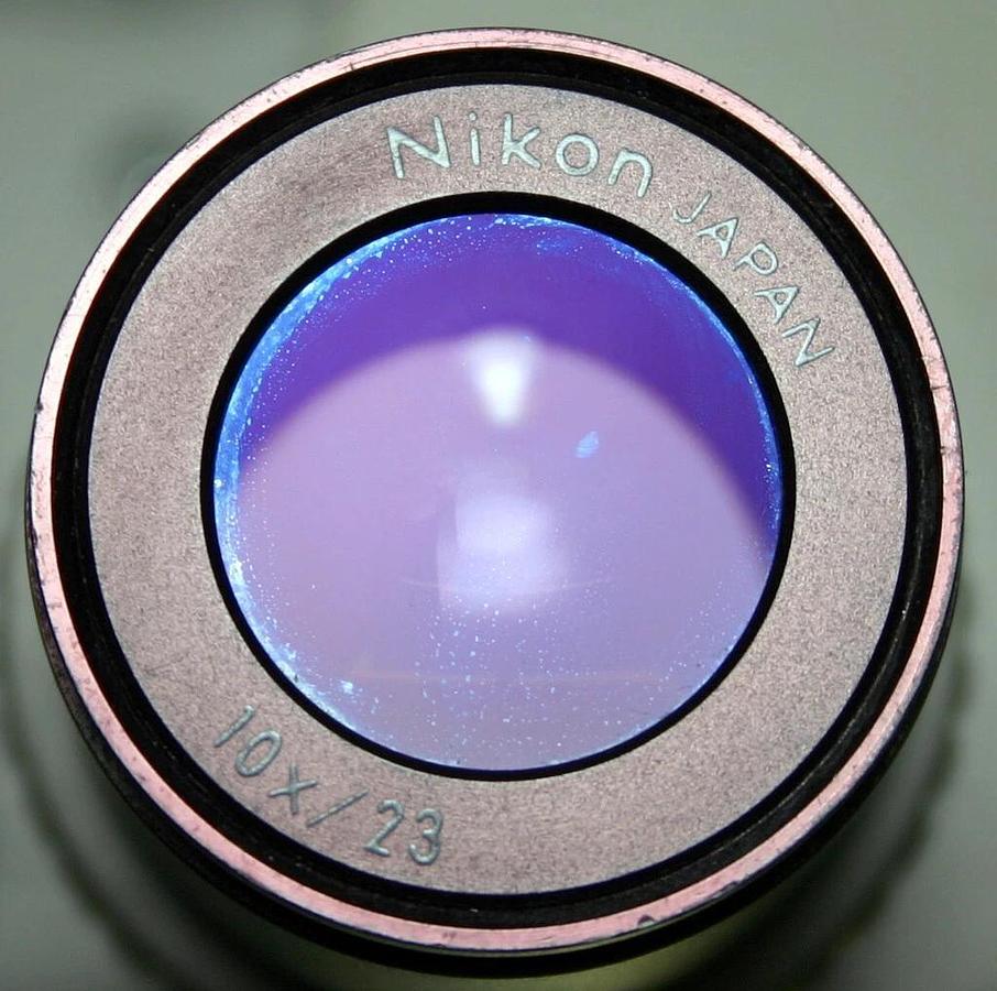 Used NIKON TRINOCULAR STEREOZOOM MICROSCOPE WITH BASE, MODEL SMZ-2T