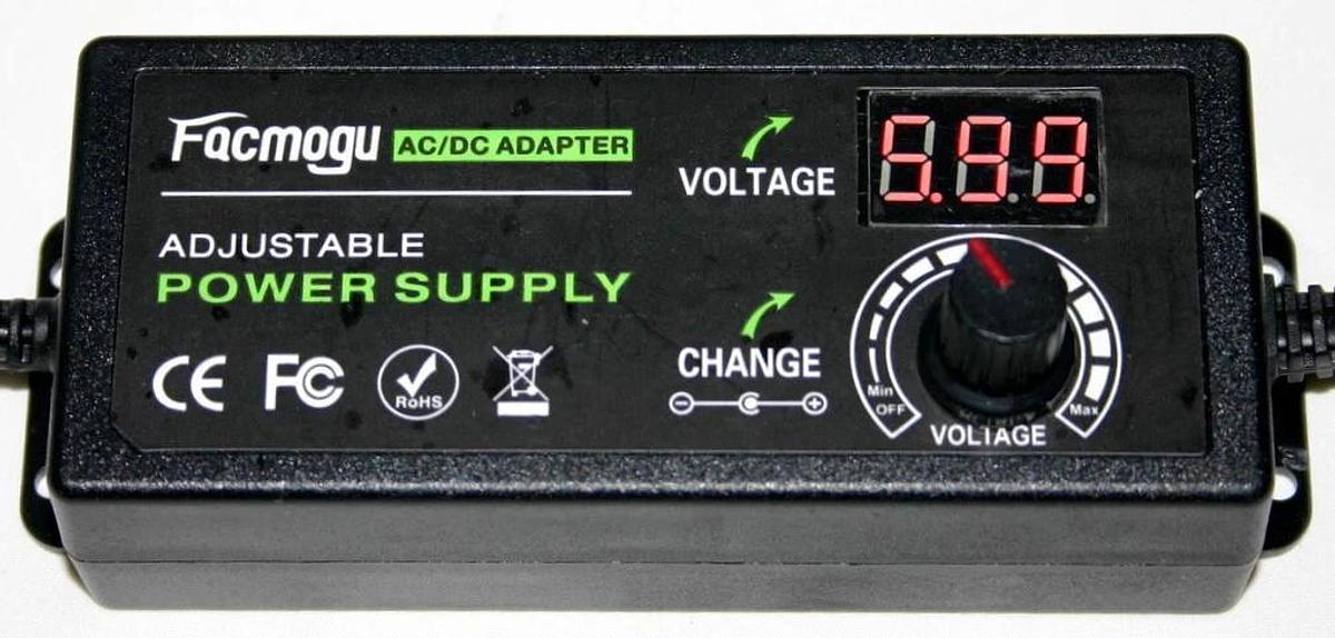 LEICA WILD HEERBRUGG TABLETOP STEREO MICROSCOPE, MODEL M650