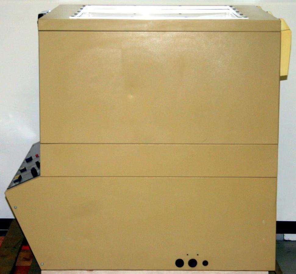 INFORS HT LARGE CAPACITY INCUBATOR SHAKER, MODEL RC-T, UV DECON & FLUORESCENT