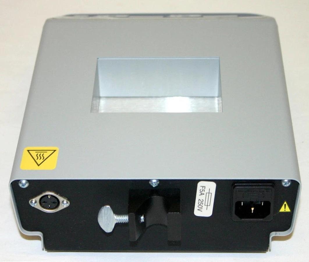 Used VWR DIGITAL SINGLE DRY BLOCK HEATER, MODEL 10027-210 + CAL CERTIFICATE AND PROBE