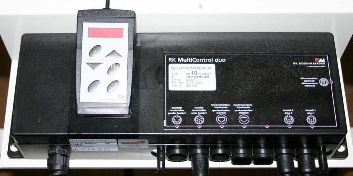 Used THERMO SCIENTIFIC 4 FT. BIOLOGICAL SAFETY CABINET ELECTRIC STAND, MODEL 50119126