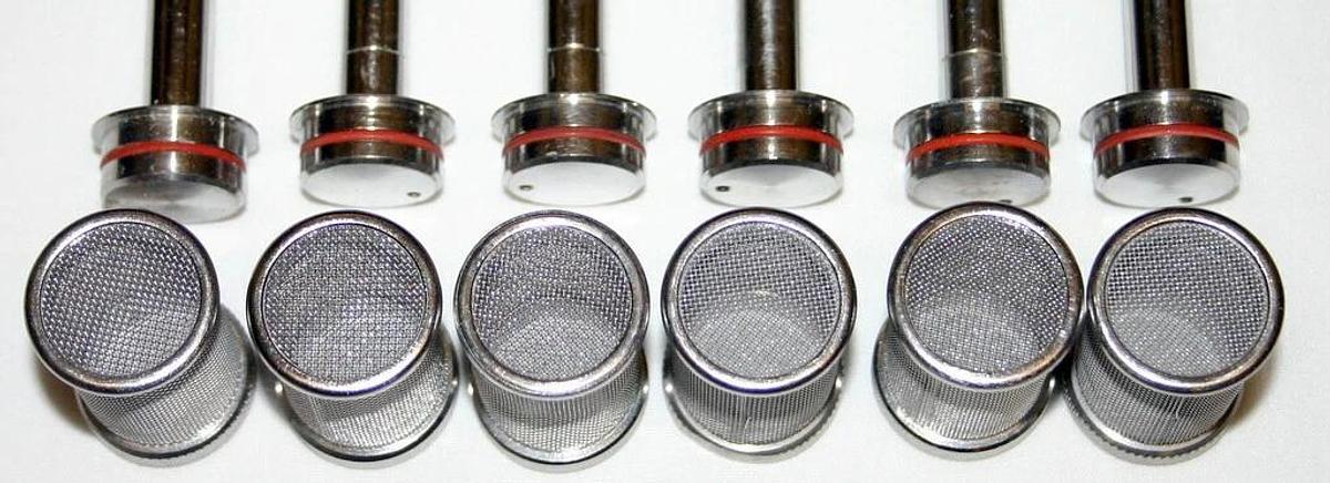 Used DISTEK DISSOLUTION STIRRER WITH BASKETS, SET OF SIX