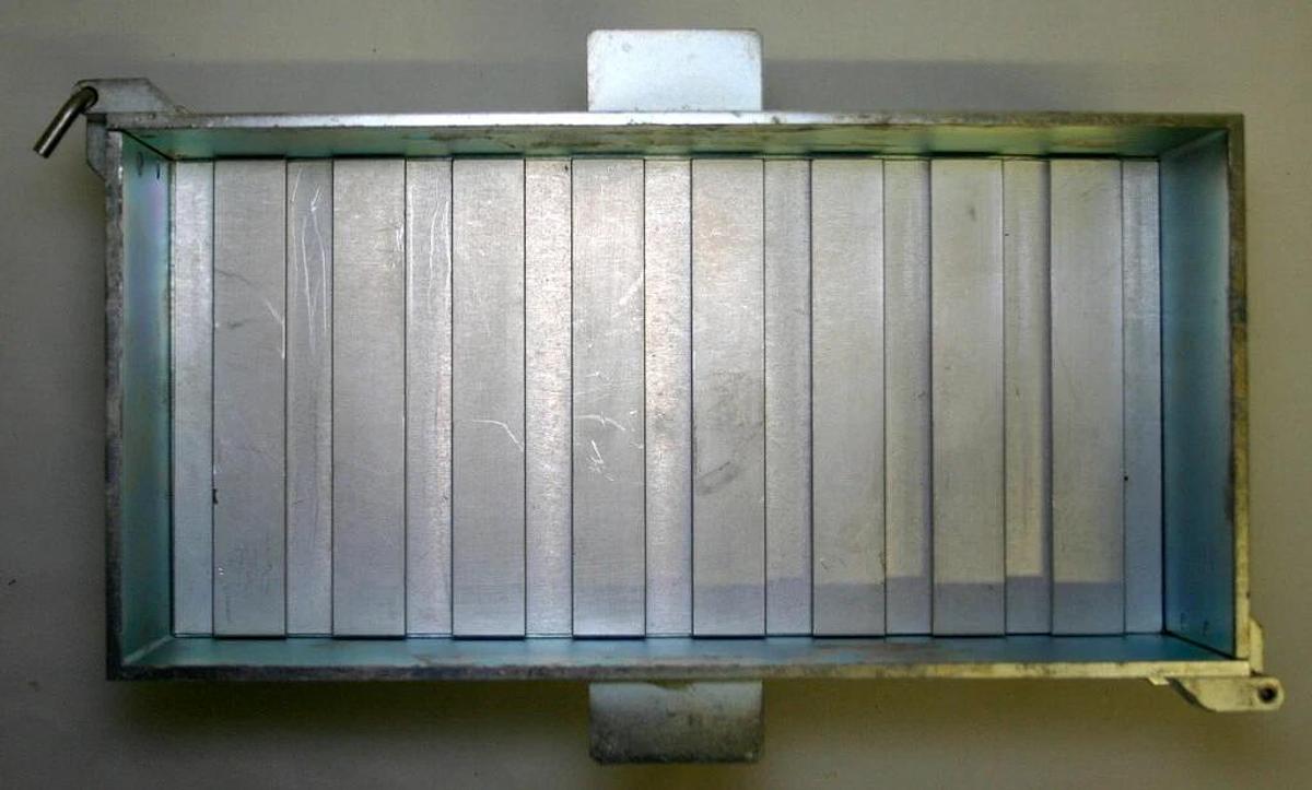 Used LEICA SPECIMEN STAGE 0417 19635 WITH EMBEDDING FRAME 0417 19632, 120 x 250 x 60