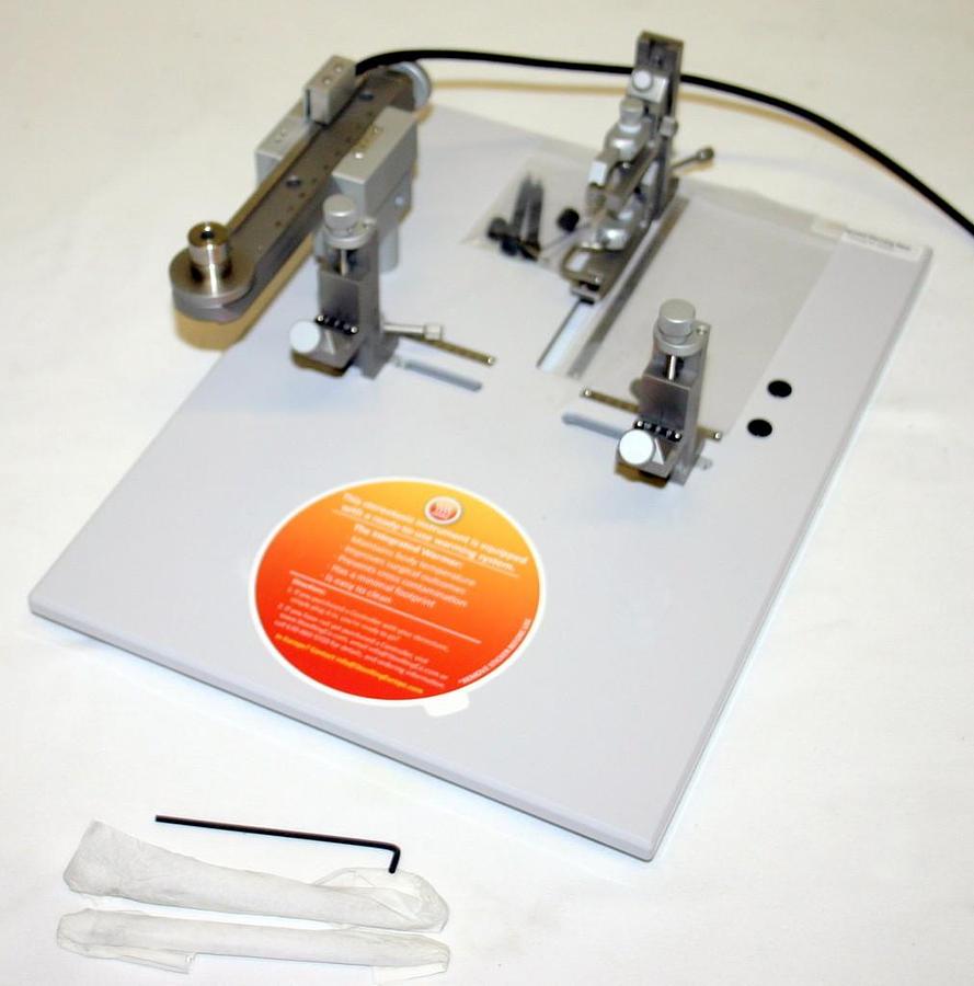 STOELTING 51500D NEW STANDARD DIGITAL RAT & MOUSE STEREOTAXIC BASE ONLY