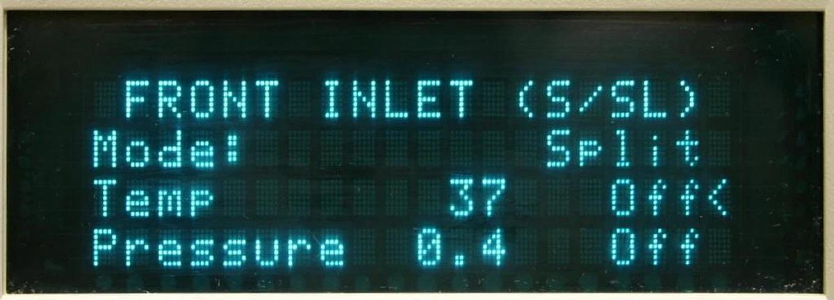 Used HEWLETT PACKARD AGILENT 6890 SERIES GAS CHROMATOGRAPH, INJECTOR & SAMPLE TRAY