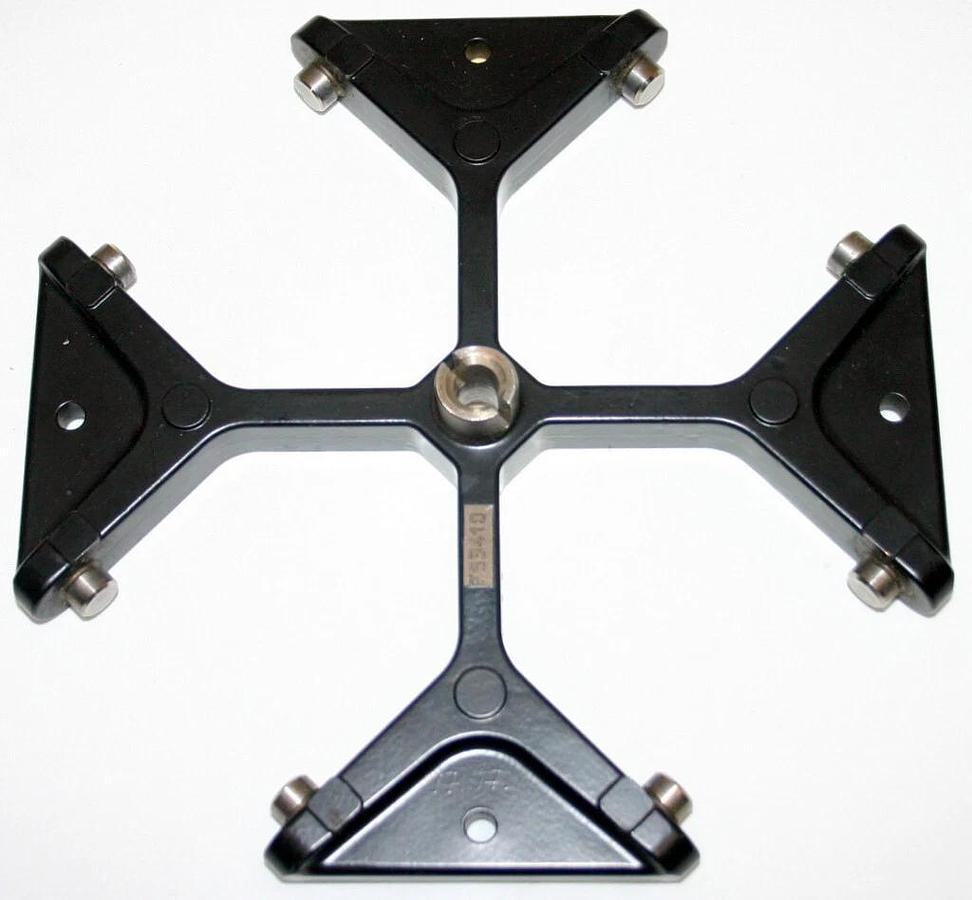 Used THERMO SCIENTIFIC HERAEUS SWINGING BUCKET ROTOR, MODEL 75008179 WITH BUCKETS