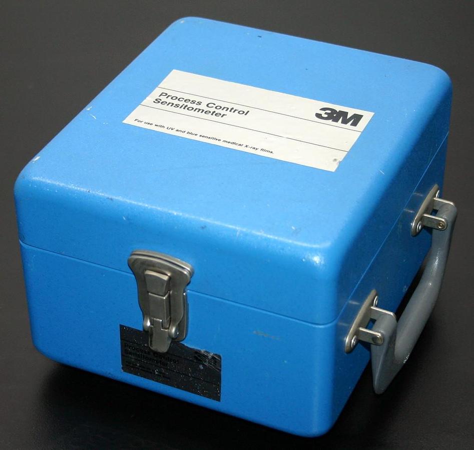 Used 3M PROCESS CONTROL SENSITOMETER XPCS-1
