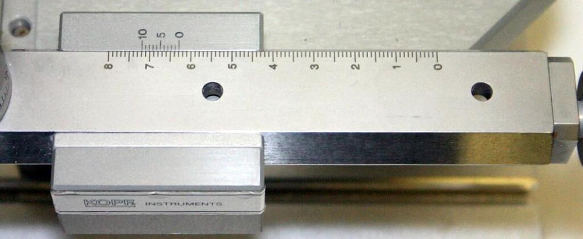 KOPF SMALL ANIMAL STEREOTAXIC INSTRUMENT, MODEL 900 WITH GUINEA PIG ADAPTOR