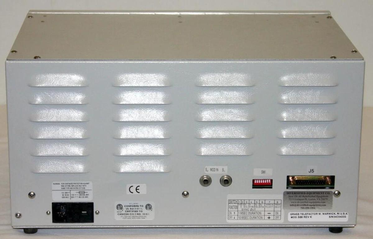 ASTRO-MED GRASS TELEFACTOR NATUS DUAL OUTPUT STIMULATOR, MODEL S88 REV. K