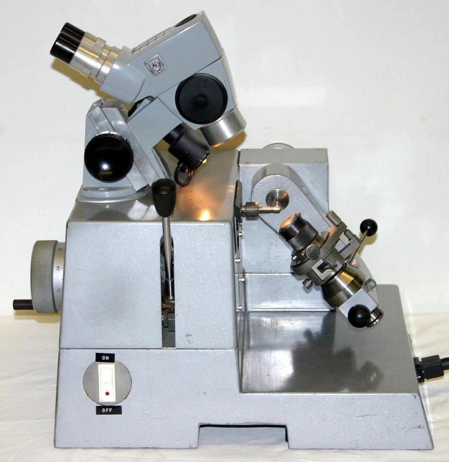 Used REICHERT JUNG ULTRAMICROTOME SPECIMEN TRIMMER, MODEL TM 60, TYPE 709901