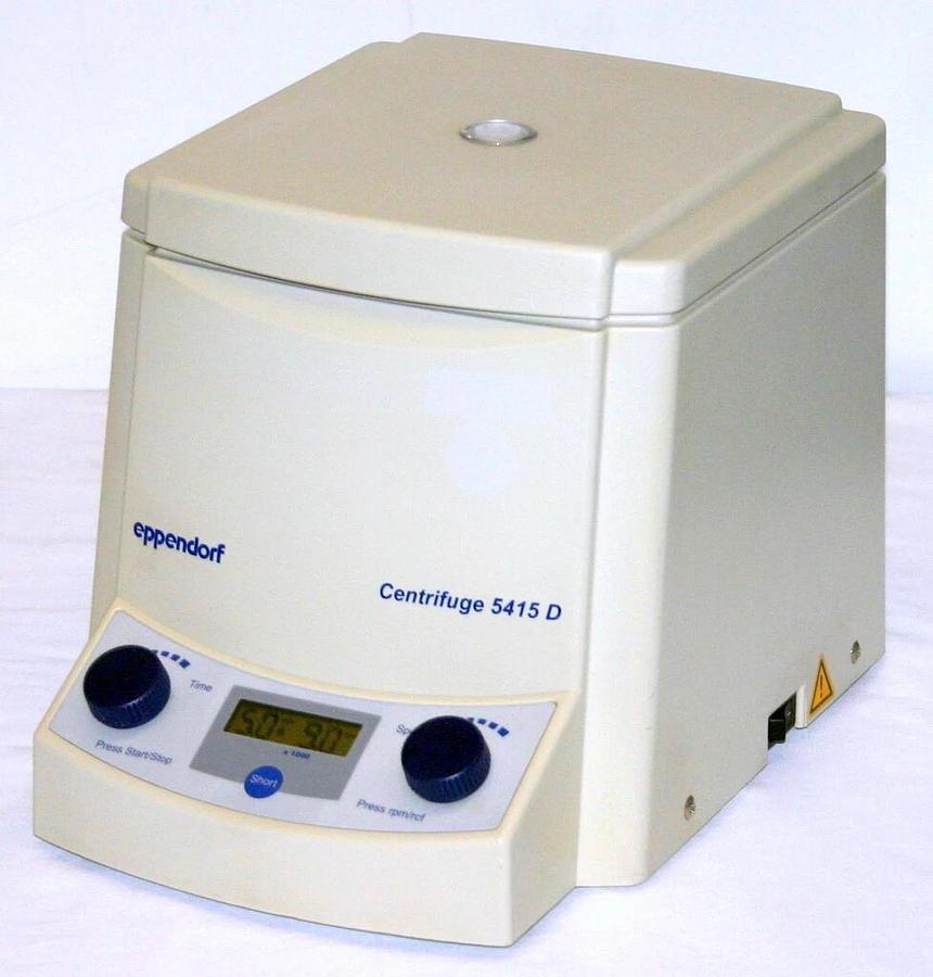 Used EPPENDORF MICROCENTRIFUGE, CENTRIFUGE, MODEL 5415D, W/ F45-24-11 ROTOR AND LID