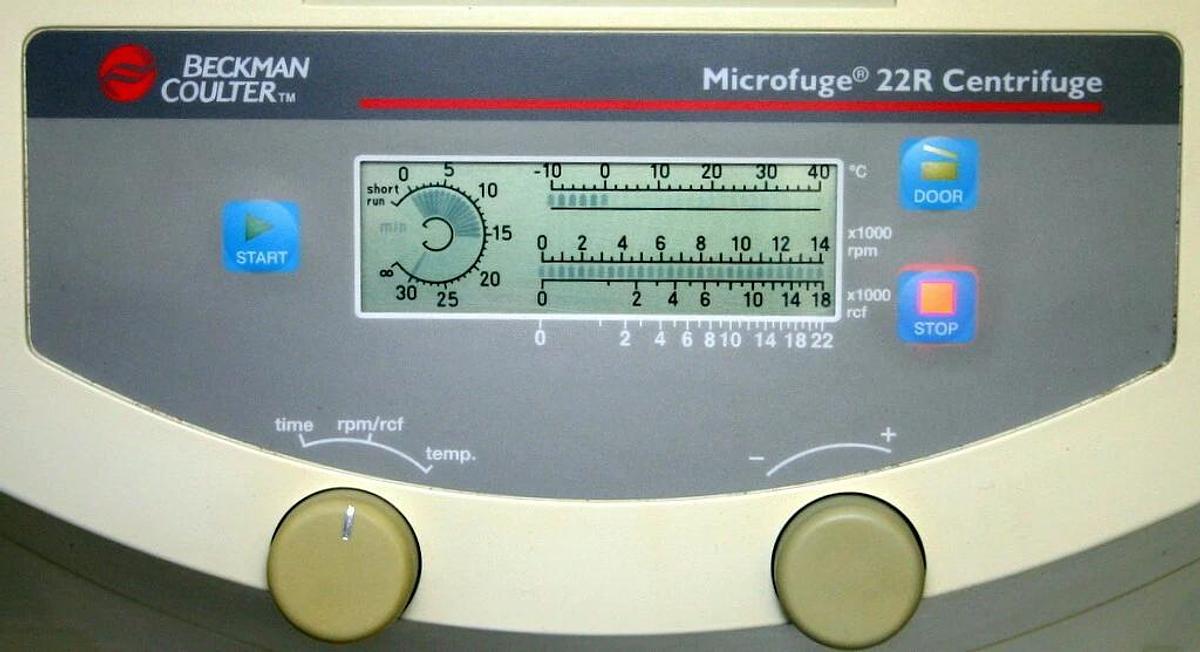Used BECKMAN COULTER REFRIGERATED MICROCENTRIFUGE, MODEL MICROFUGE 22R