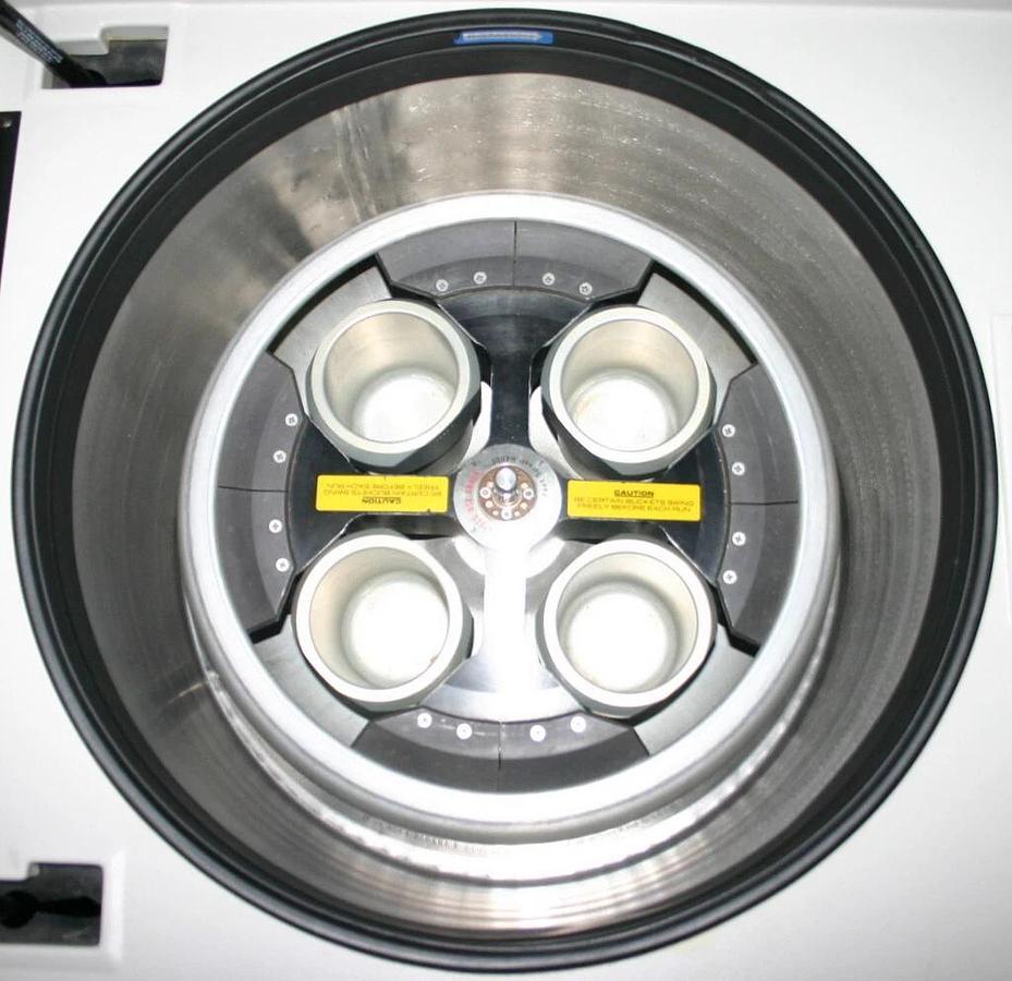 Used SORVALL REFRIGERATED LOW SPEED CENTRIFUGE, MODEL RC-3C PLUS WITH H4000 ROTOR