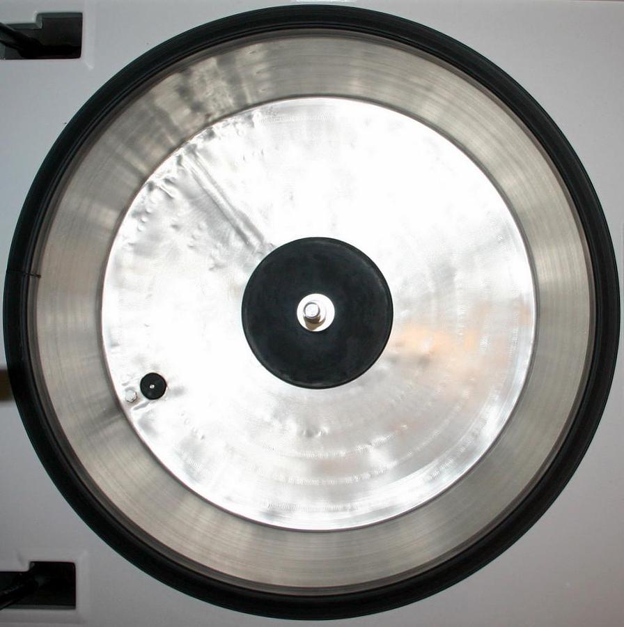 Used SORVALL REFRIGERATED LOW SPEED CENTRIFUGE, MODEL RC3C PLUS WITH H6000A ROTOR RC3C Plus