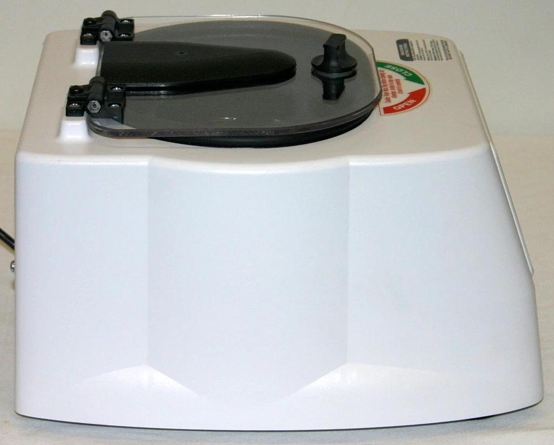 2015 VWR DRUCKER CENTRIFUGE, MODEL 642E