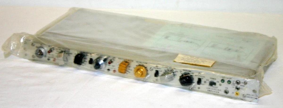 GRASS LOW LEVEL D.C. AMPLIFIER, MODEL 7P122B