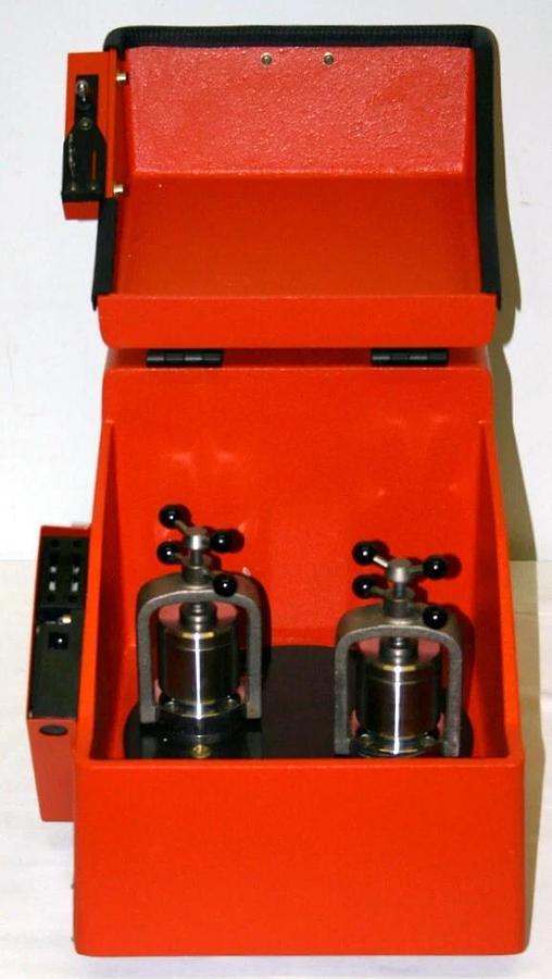 Used FRITSCH PLANETARY BALL MICRO MILL, MODEL PULVERISETTE 7 WITH TWO 45 ML BOWLS