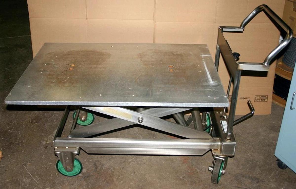 Used VESTIL STAINLESS STEEL HYDRAULIC SCISSOR LIFT CART, MODEL CART-1100-SS