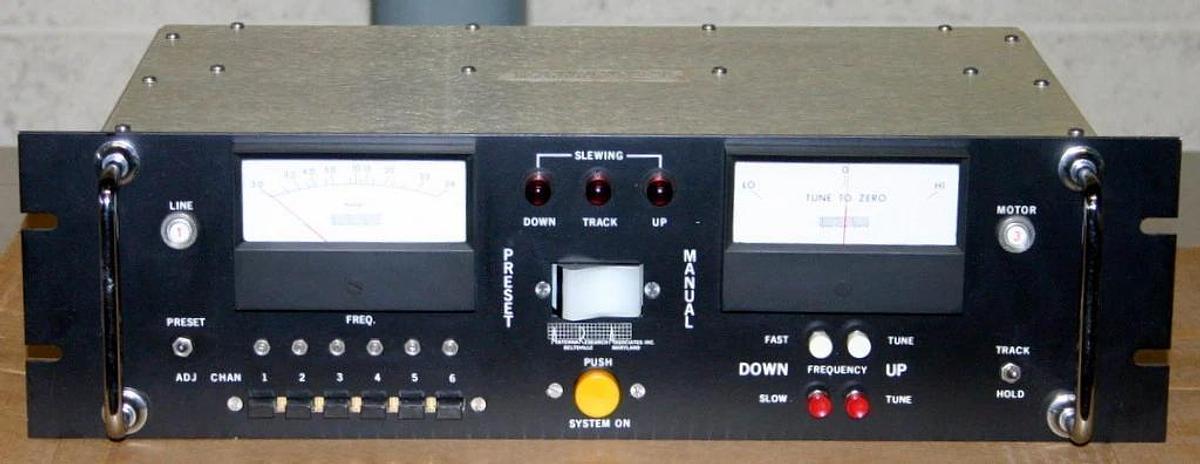 Used ANTENNA RESEARCH MINILOOP TUNABLE ANTENNA TRANSMIT - RECEIVE, MODEL MLA-2/D