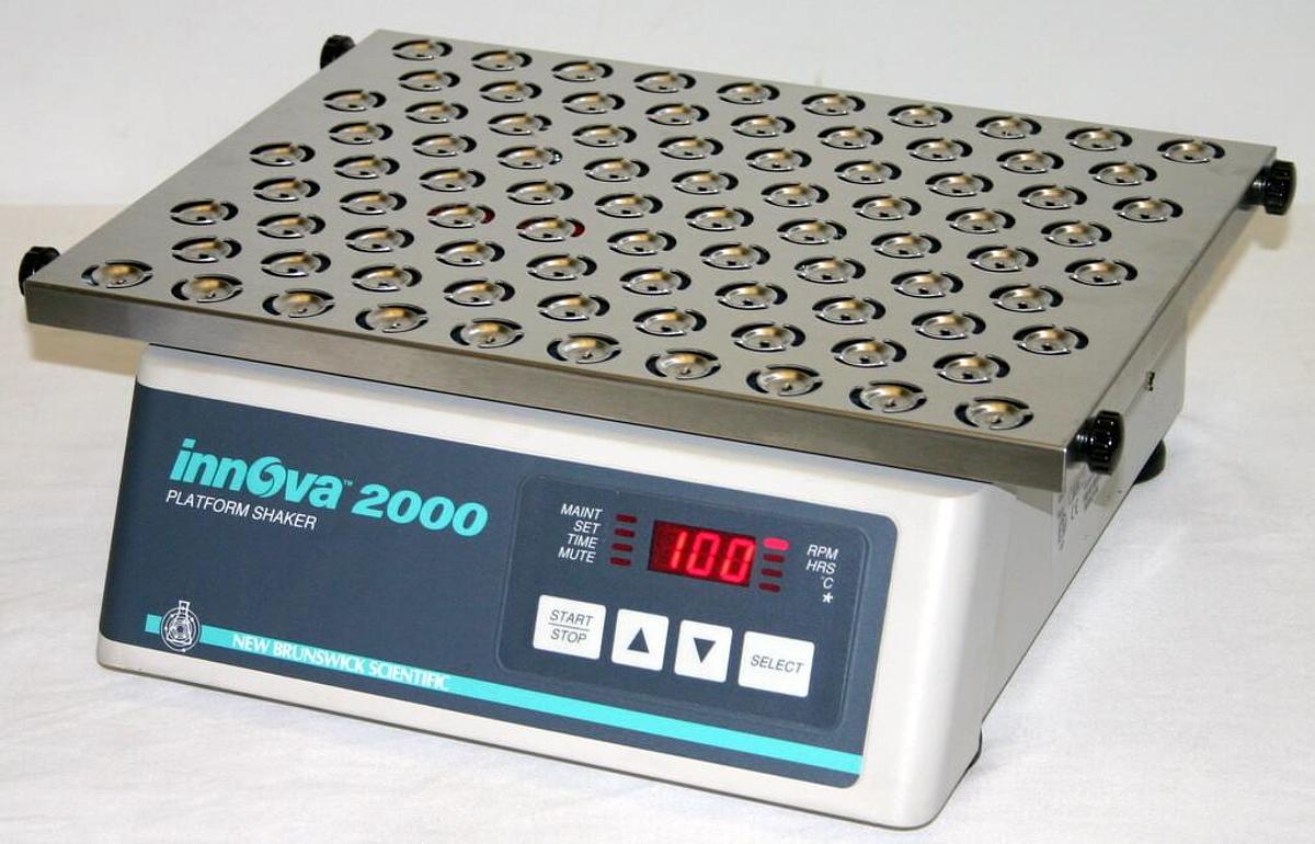 NEW BRUNSWICK EPPENDORF DIGITAL GYROTORY PLATFORM SHAKER, MODEL INNOVA 2050