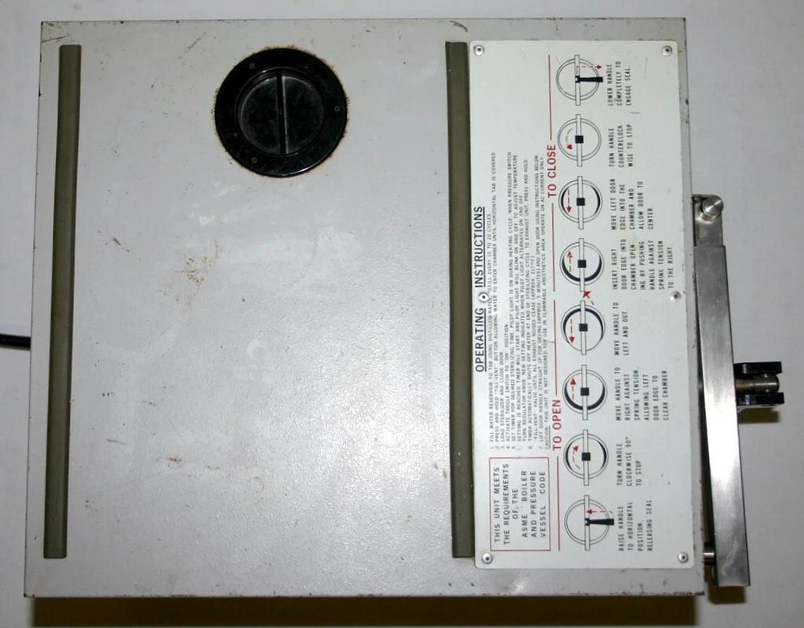 Used VERNITRON VERNICLAVE 2000A AUTOCLAVE STERILIZER