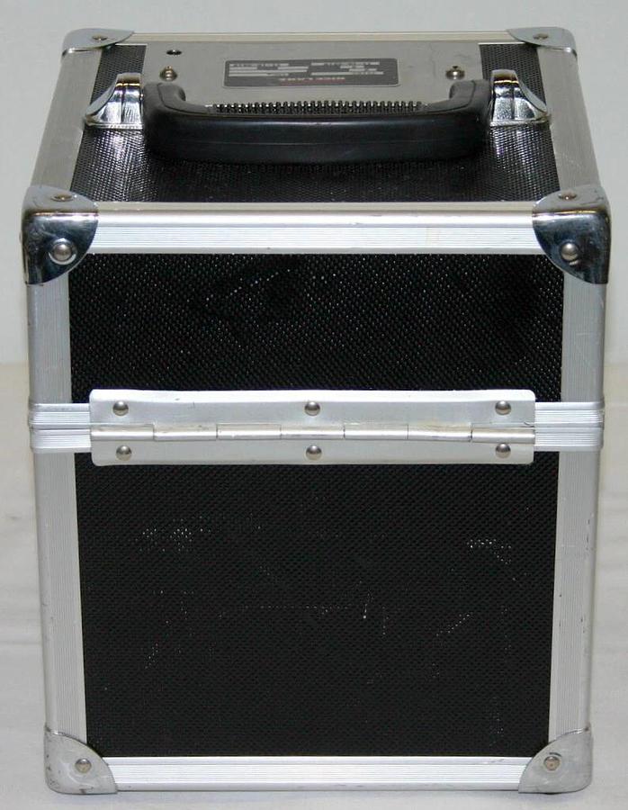 Used RICE LAKE 10KG SS CYLINDRICAL CALIBRATION WEIGHT, CLASS 2 WITH CASE