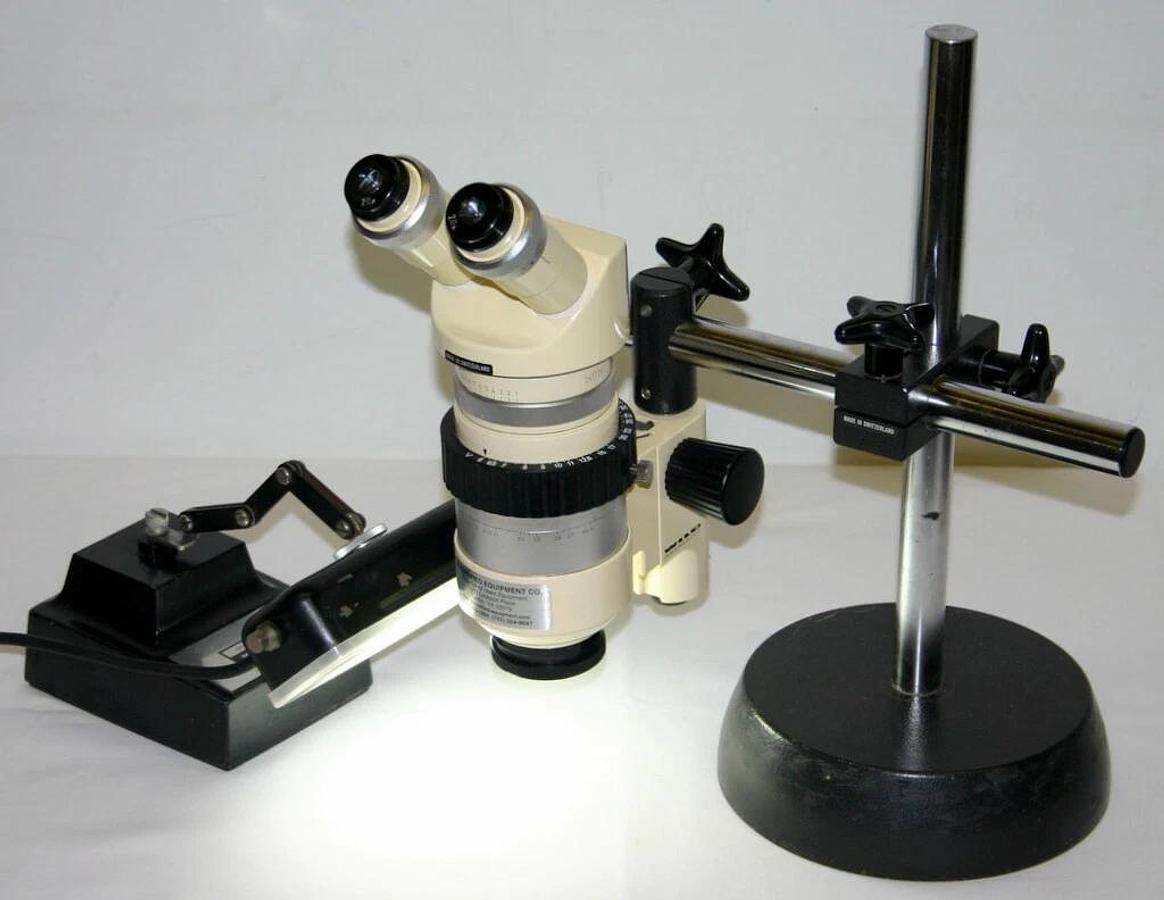 Used WILD HEERBRUGG STEREO MICROSCOPE, MODEL M7A W/ ADJUSTABLE IRIS, STAND & LIGHT