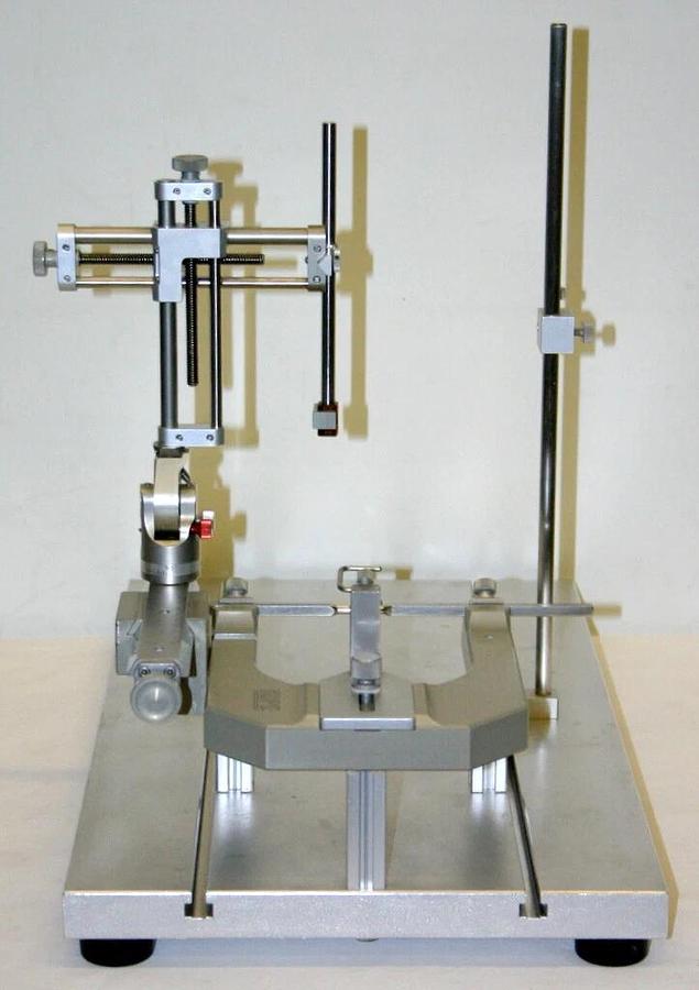 KOPF SMALL ANIMAL STEREOTAXIC INSTRUMENT, MODEL 900 WITH GUINEA PIG ADAPTOR