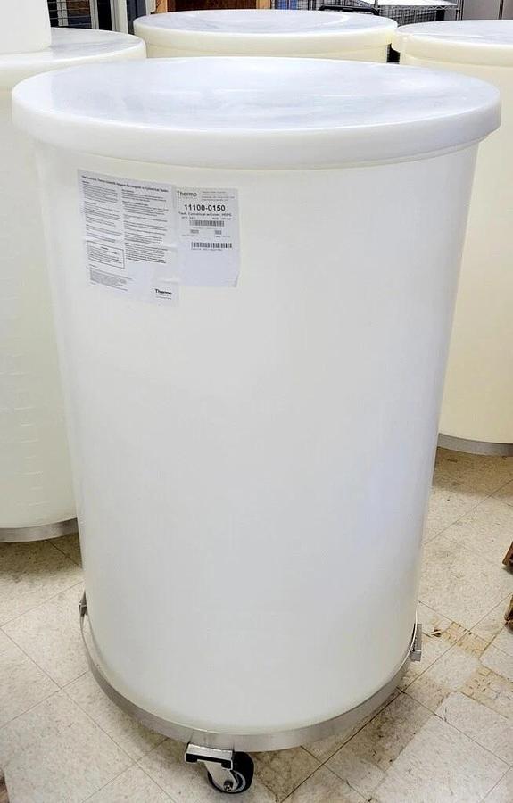 Used THERMO NALGENE HEAVY DUTY CYLINDRICAL LLDPE TANK WITH COVER, MODEL 11100-0150