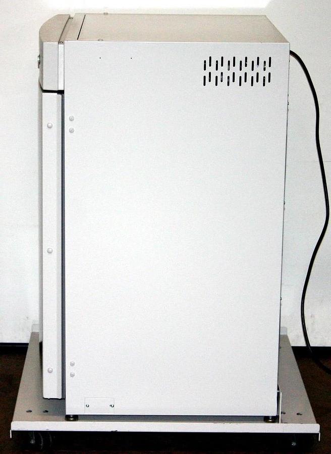 THERMO SCIENTIFIC FORMA STERI CYCLE CO2 DIRECT HEAT INCUBATOR, MODEL 370