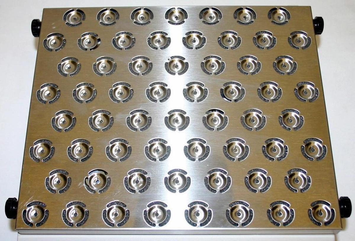 Refurbished EPPENDORF NEW BRUNSWICK DIGITAL GYROTORY PLATFORM SHAKER, MODEL INNOVA 2000