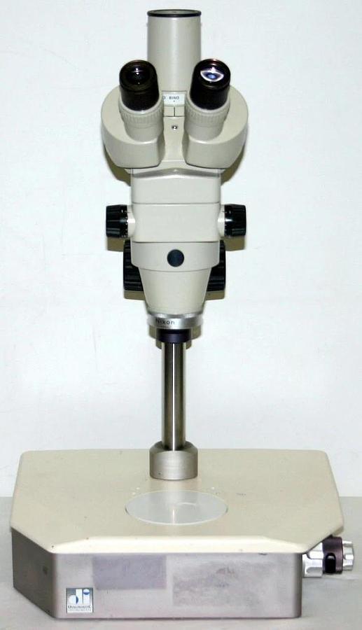 Used NIKON TRINOCULAR STEREOZOOM MICROSCOPE WITH BASE, MODEL SMZ-2T
