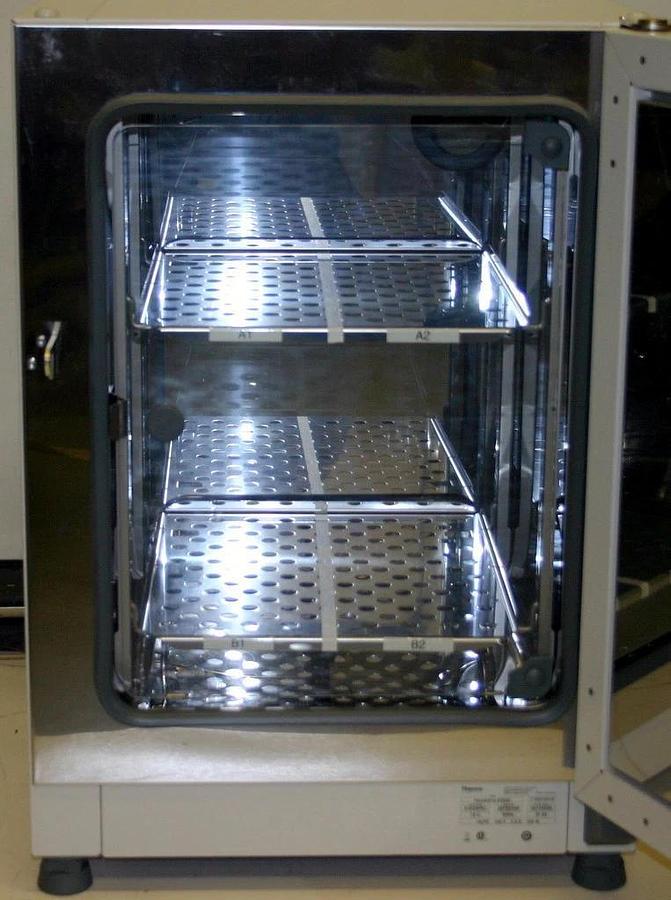 THERMO SCIENTIFIC HERATHERM INCUBATOR, MODEL IGS60, ORDER CODE 51028063