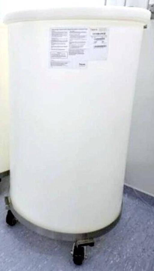 Used THERMO NALGENE HEAVY DUTY CYLINDRICAL LLDPE TANK WITH COVER, MODEL 11100-0150