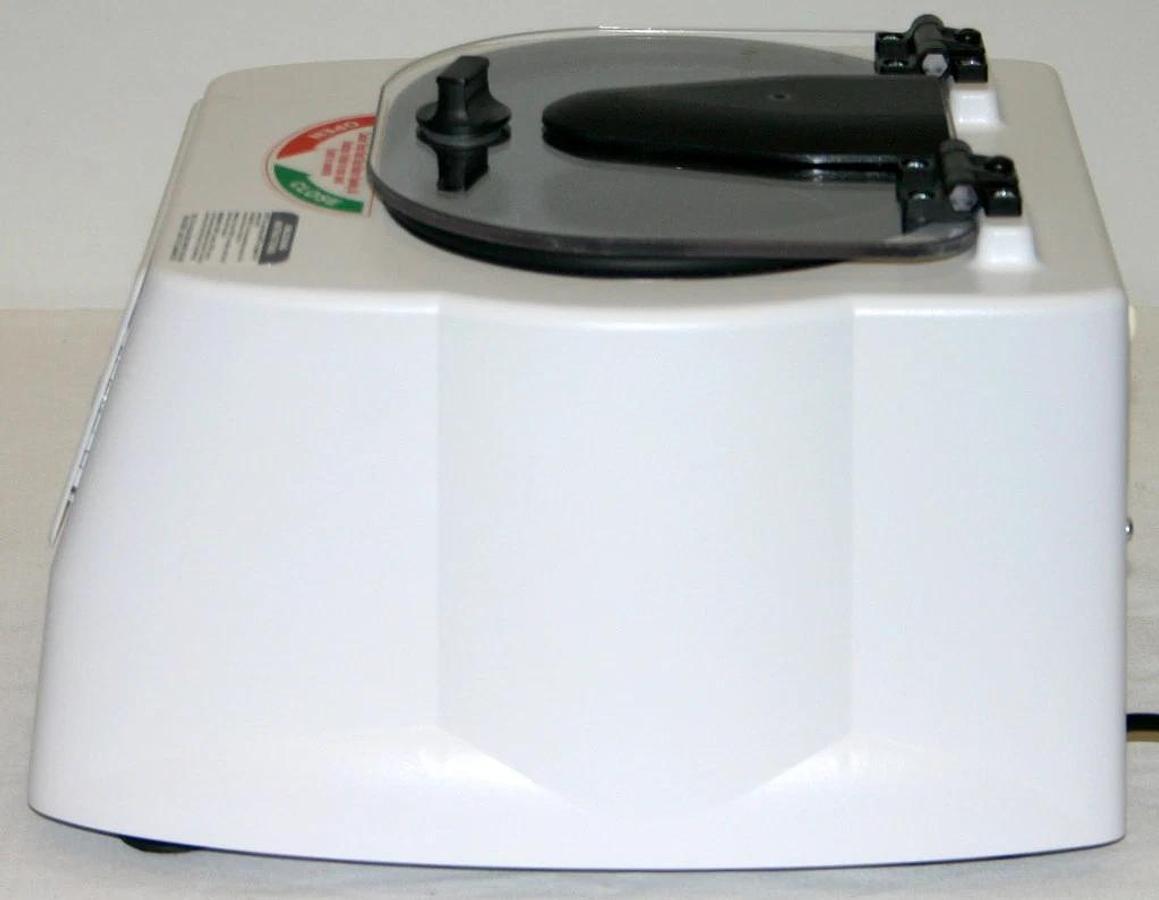 2015 VWR DRUCKER CENTRIFUGE, MODEL 642E