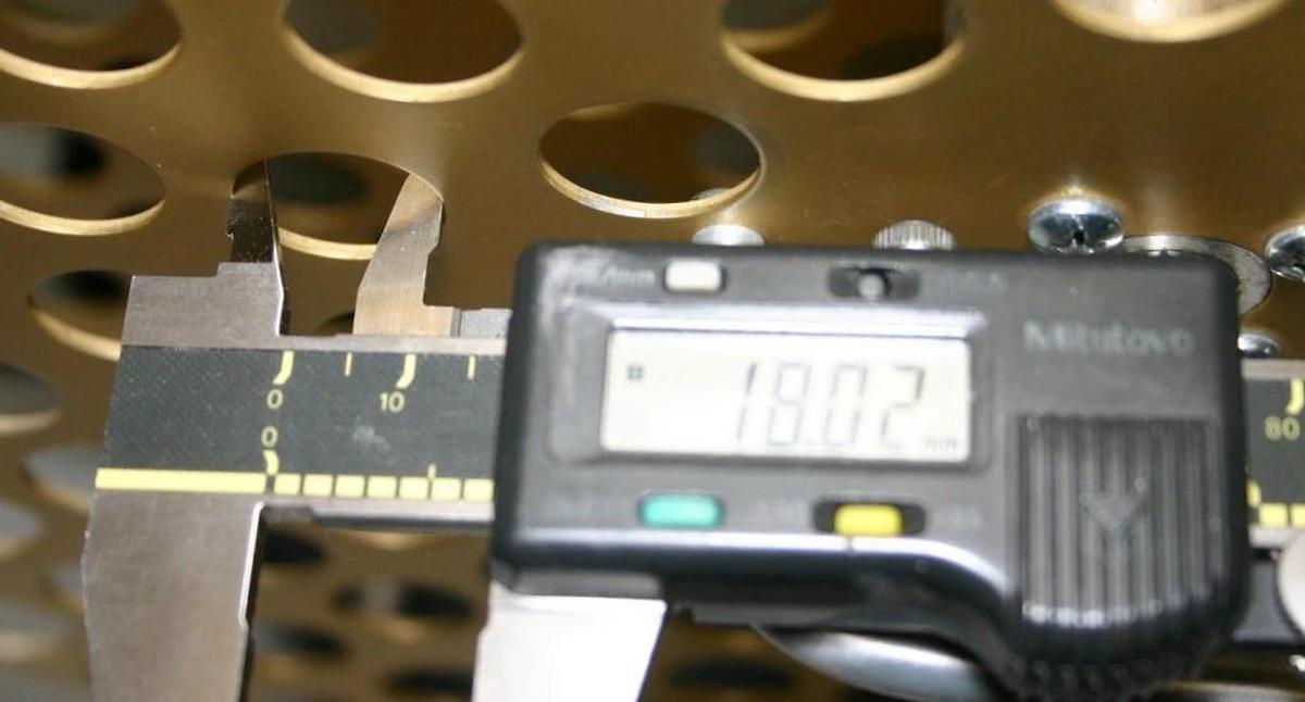 NEW BRUNSWICK EPPENDORF TISSUE CULTURE ROLLER DRUM, MODEL TC-7 WITH 18MM DRUM