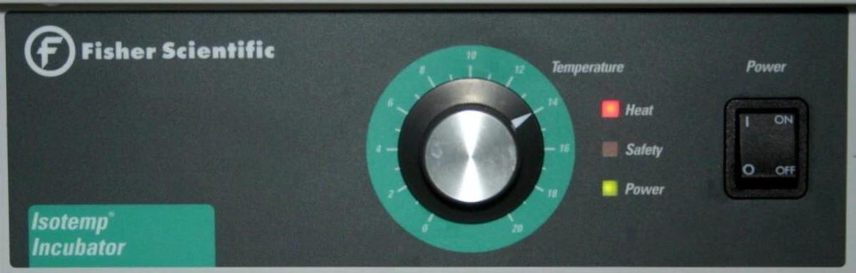 Used FISHER ISOTEMP INCUBATOR, GRAVITY CONVECTION, MODEL 516D, CATALOG 11-690-516D